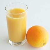 yoga detox retreat orange juice